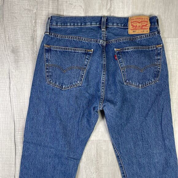 Levis 501 Jeans Mens 33x32 Blue Dark Wash Straight Leg Button Fly Modern I - Picture 12 of 13
